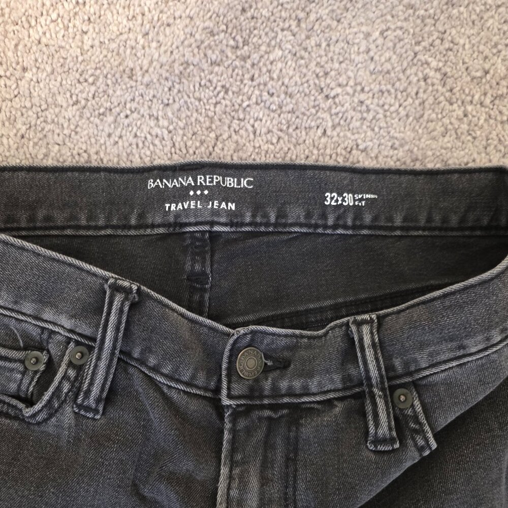 BANANA REPUBLIC TRAVEL JEANS SIZE 32X30 SKINNY FIT